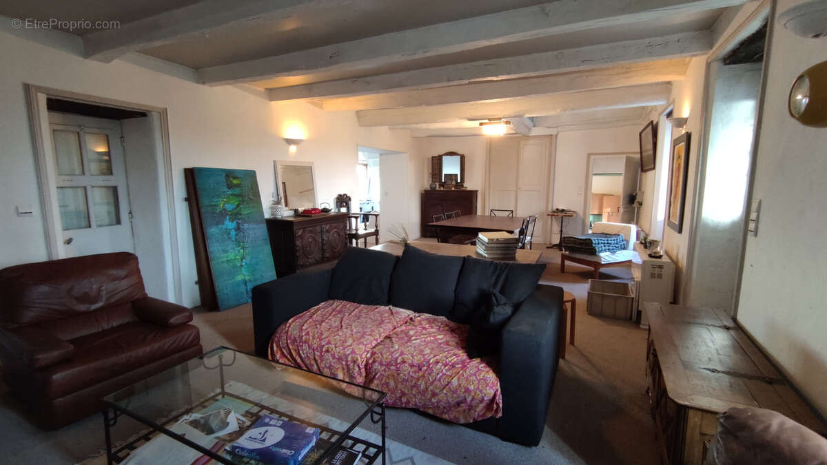 Maison à BAGAT-EN-QUERCY