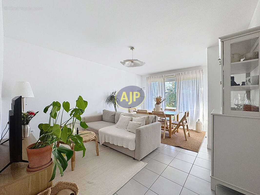 Labenne - proche centre - appartement 4 pieces recent avec terrasse et 2 parkings - photo 2