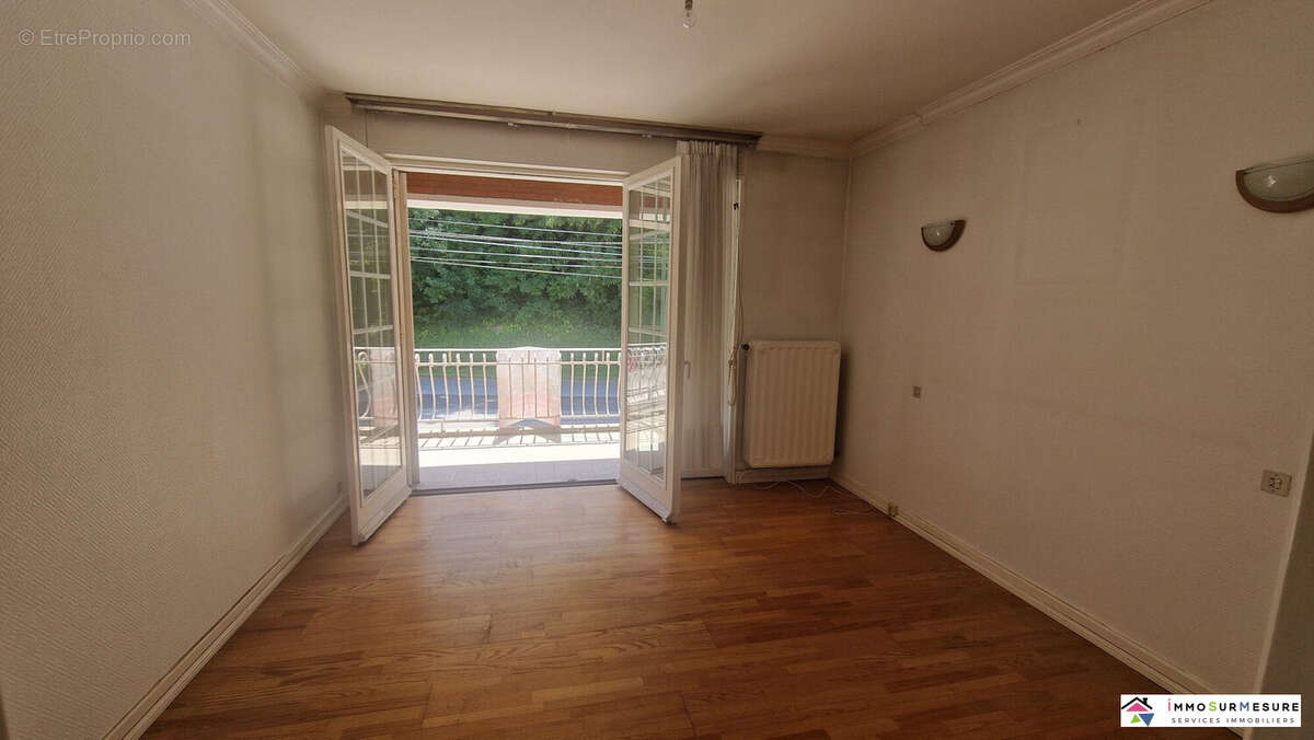 Maison 102 m² à Saint-Pol-Sur-Ternoise  - photo 6