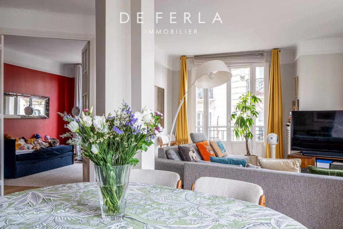 Appartement à PARIS-6E