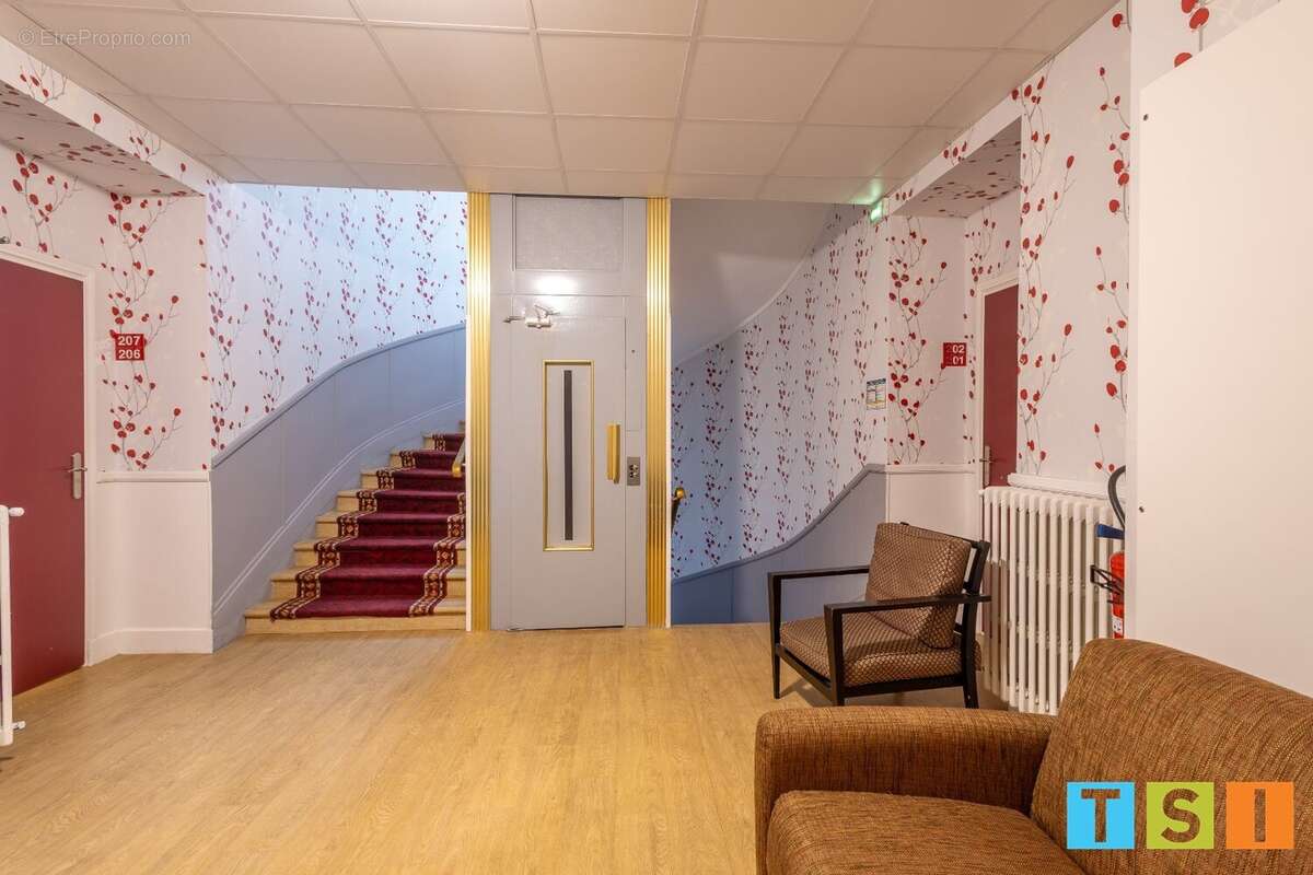 Studio au 3ème étage avec ascenseur - photo 6