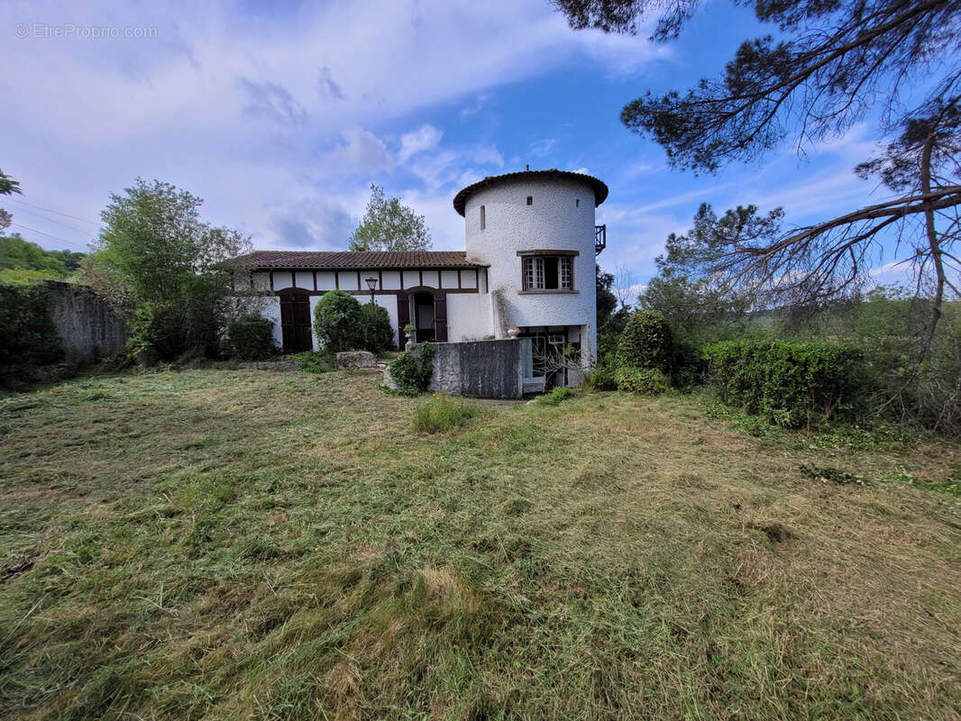 Maison à ARBOUCAVE