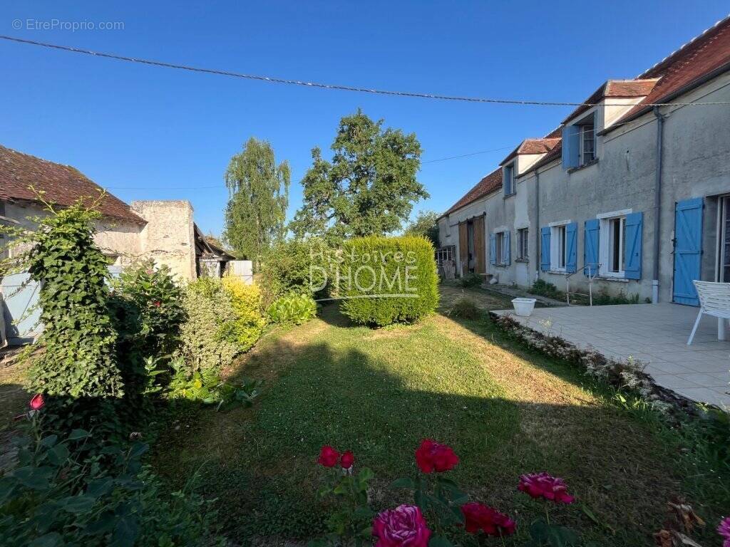 Maison à BETON-BAZOCHES