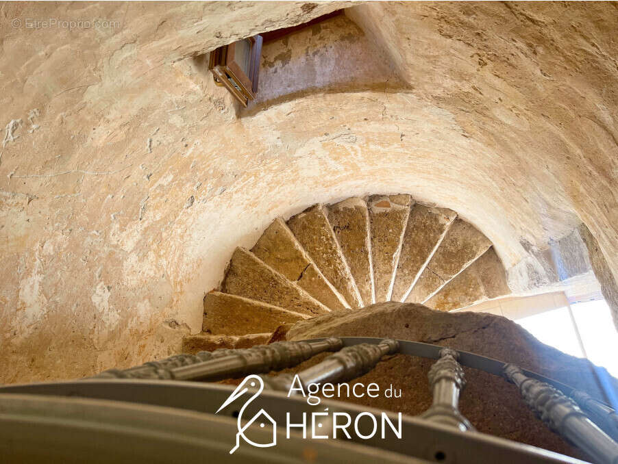 Maison à BROMEILLES