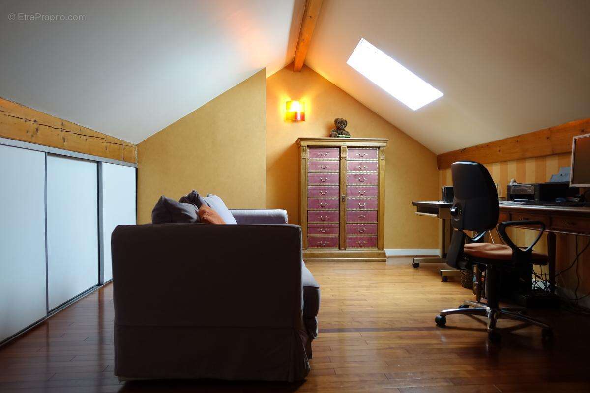 Appartement à CARRIERES-SUR-SEINE