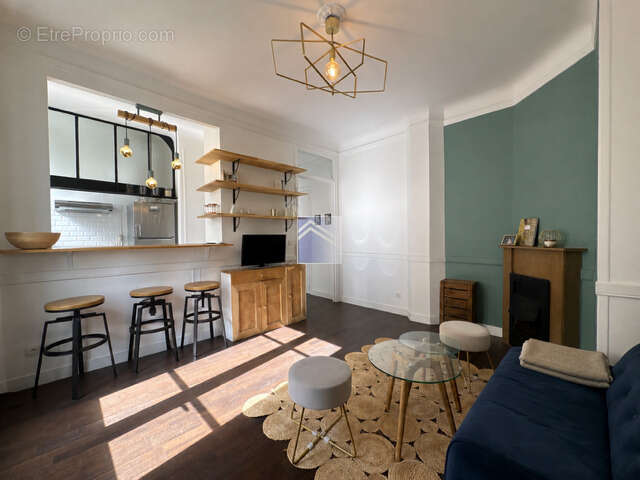 Appartement à COURBEVOIE