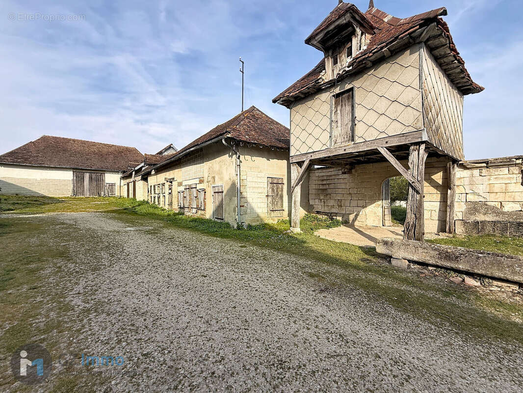 Photo 5 - Maison à ISLE-AUBIGNY