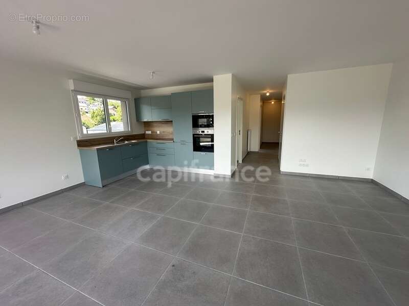 Appartement à VIVIERS-DU-LAC