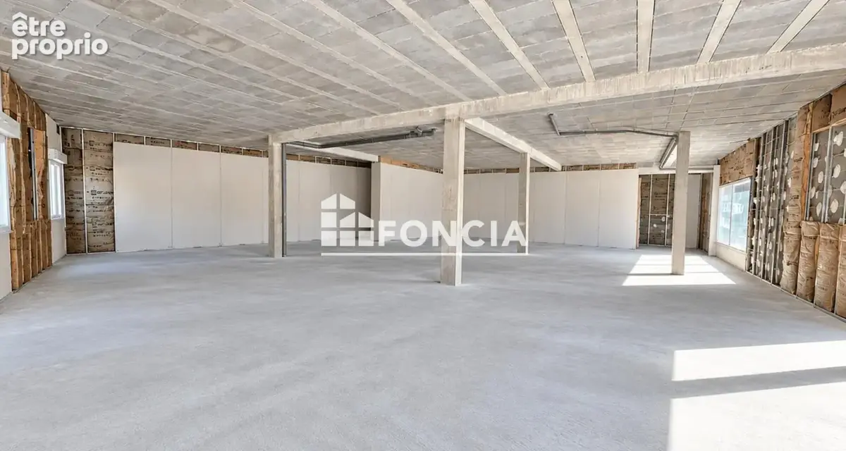 Firmi - Local professionnel 178 m² – Un espace à imaginer entièrement - photo 4