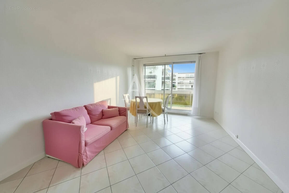 Appartement à NOGENT-SUR-MARNE