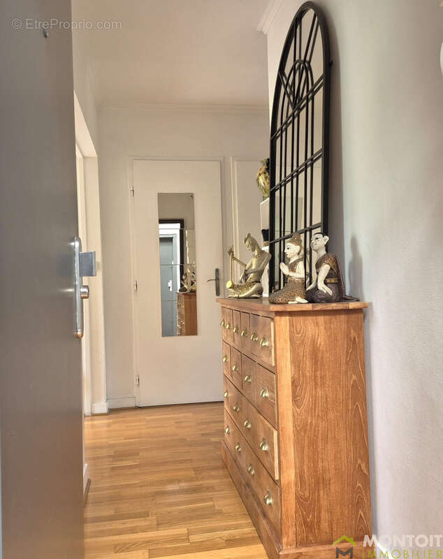 Appartement à THIAIS