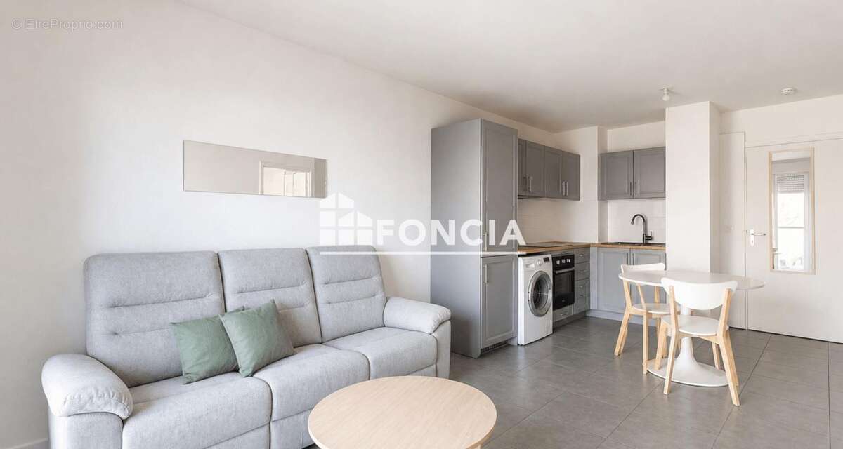 Appartement à CASTELNAU-LE-LEZ