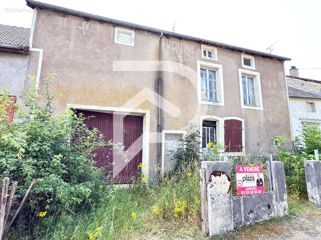 Maison à HUILLIECOURT