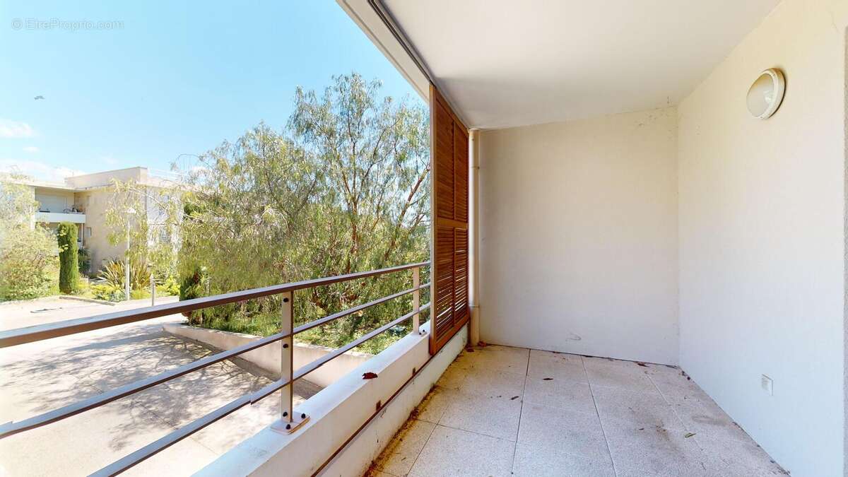 Appartement à MARSEILLE-12E