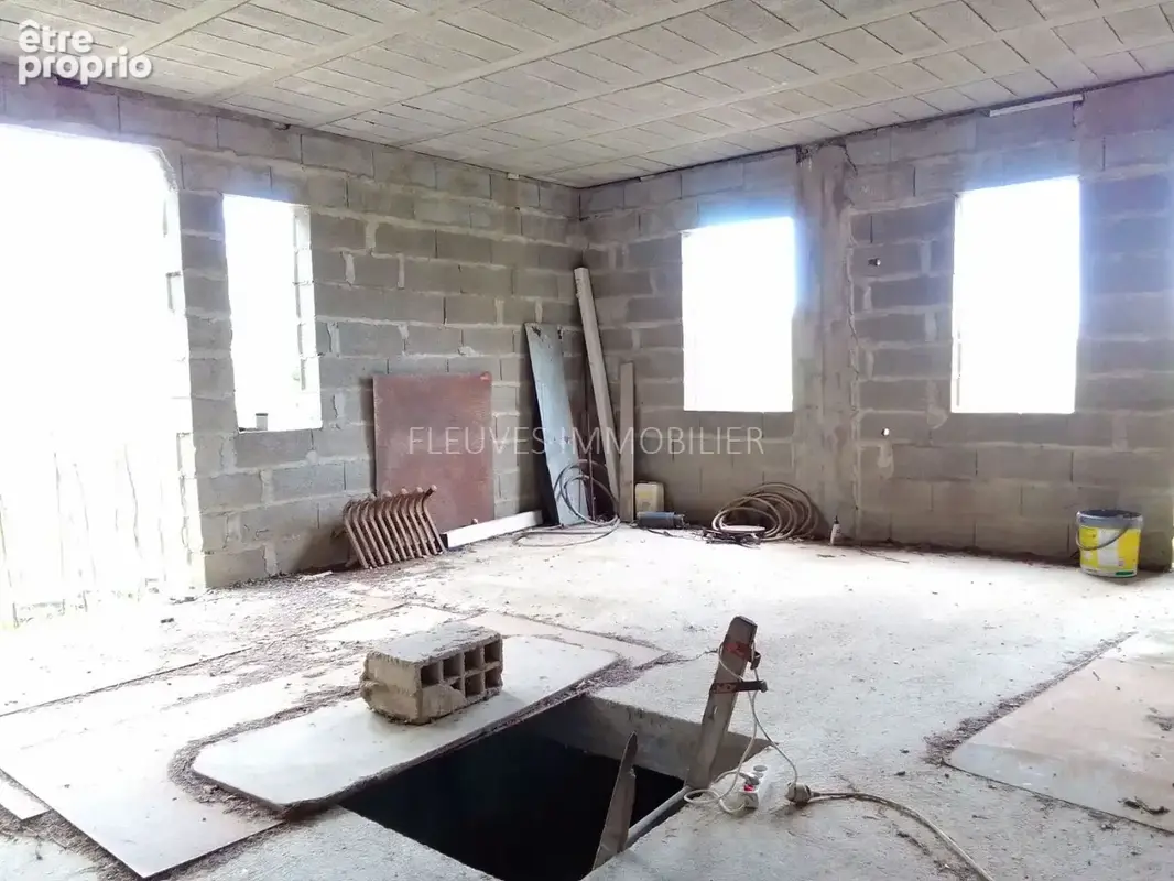 Maison 300 m² à Lucq-De-Bearn  - photo 6
