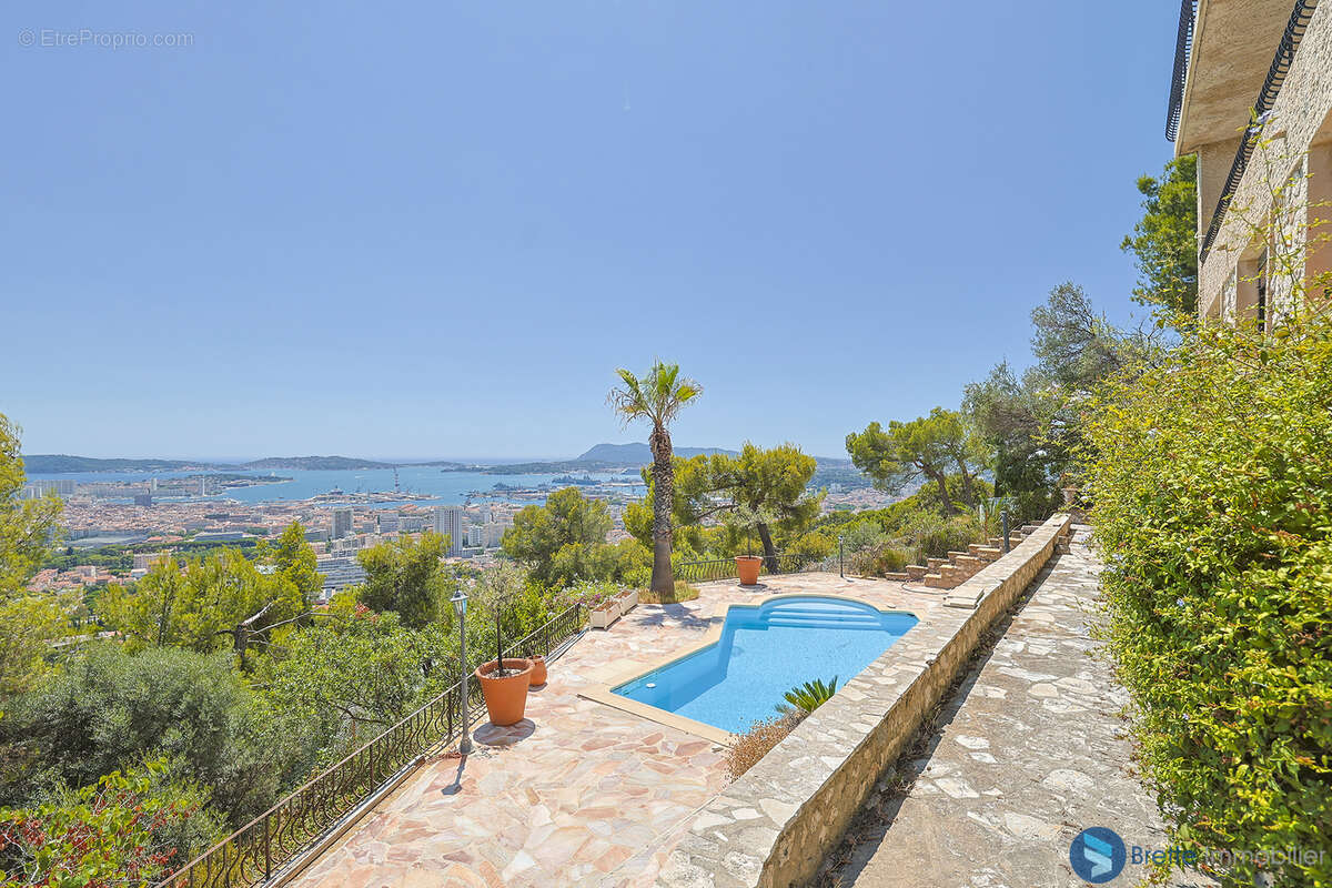 Toulon super faron maison t8 vue mer - photo 2