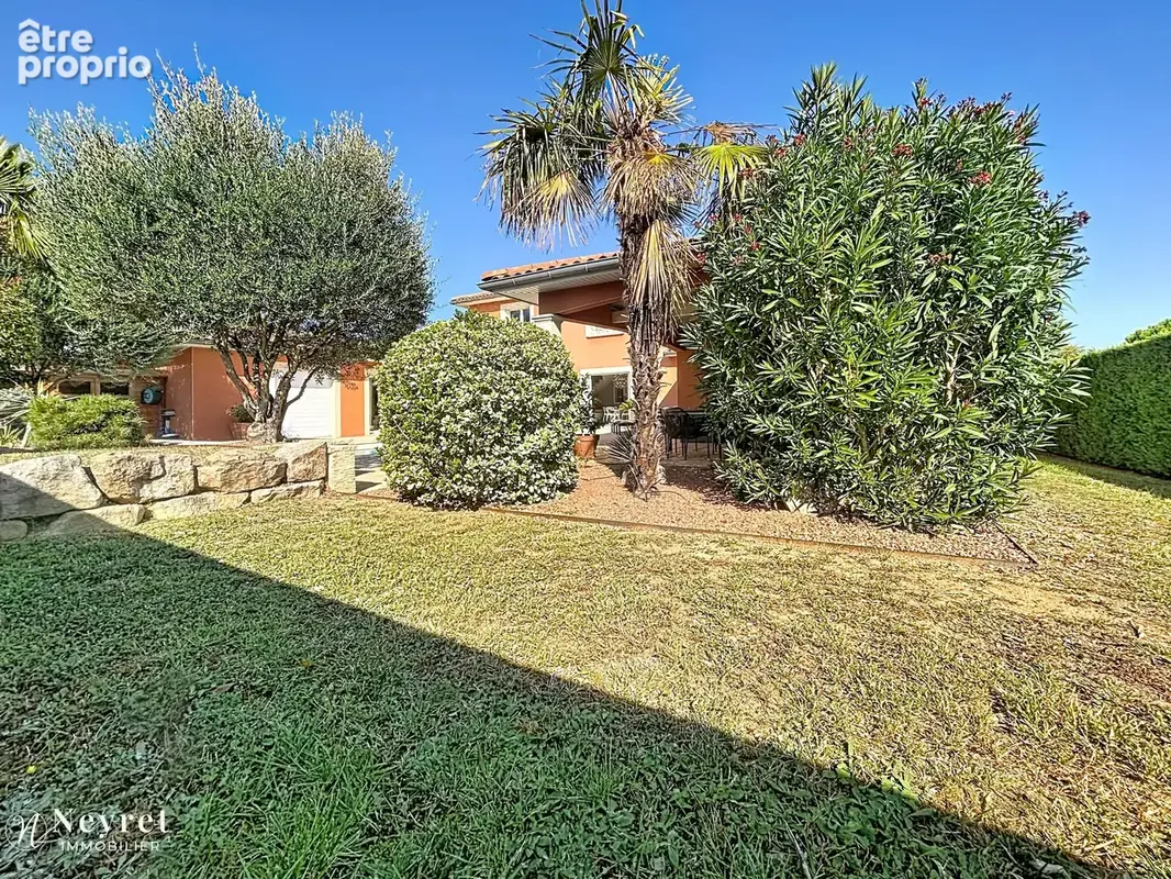 RARE CHARLY   Villa d’exception avec piscine chauffée   220 m2   Terrain 1 031 m2 Lotissement Tabéllio - photo 22