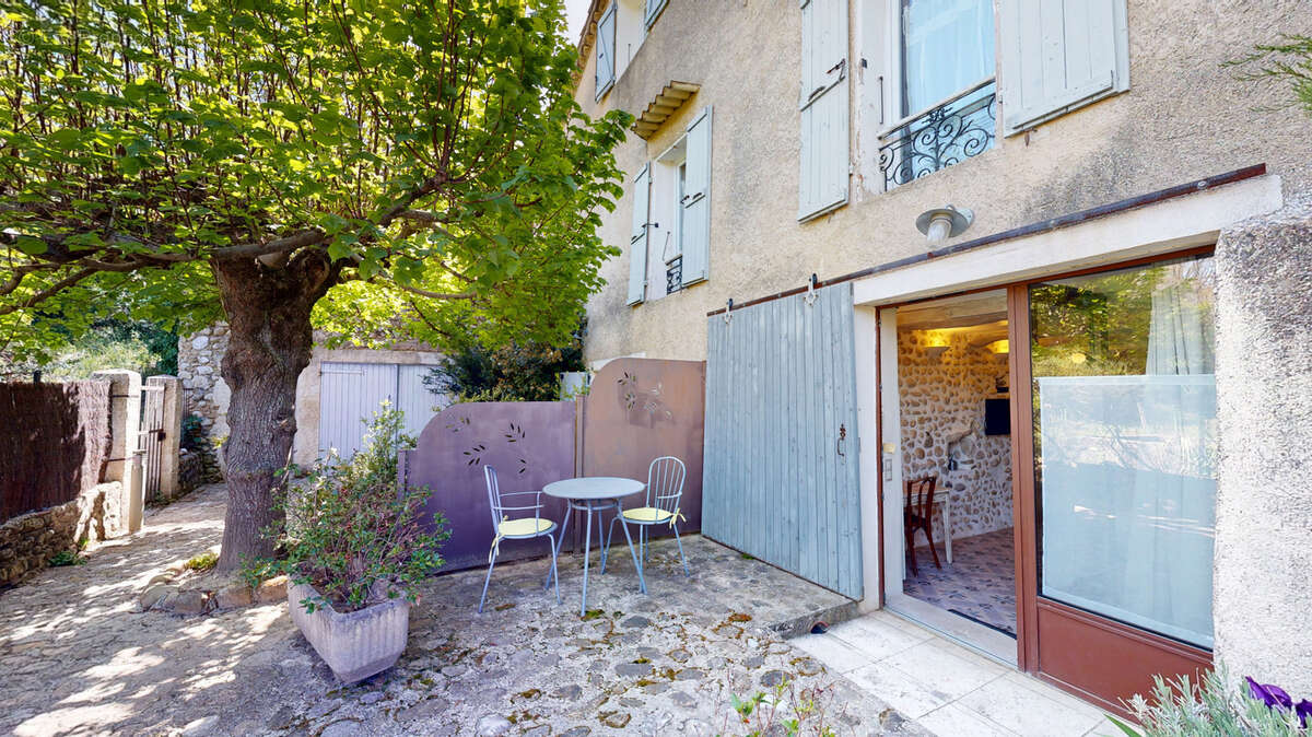 Maison à ALLEMAGNE-EN-PROVENCE