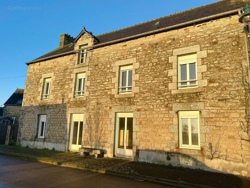 Maison à PLESSALA