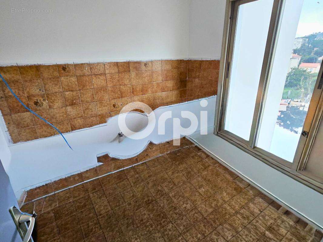 Appartement à MANDELIEU-LA-NAPOULE