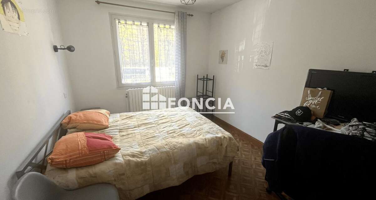 Appartement à VIZILLE