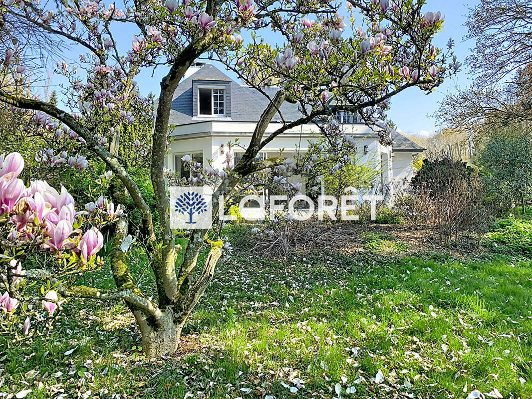Maison à CRESPIERES
