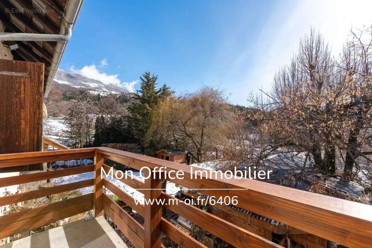 Appartement à SAINT-SAUVEUR