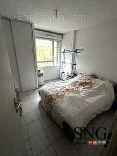 premiere chambre C10 - Appartement à LAON