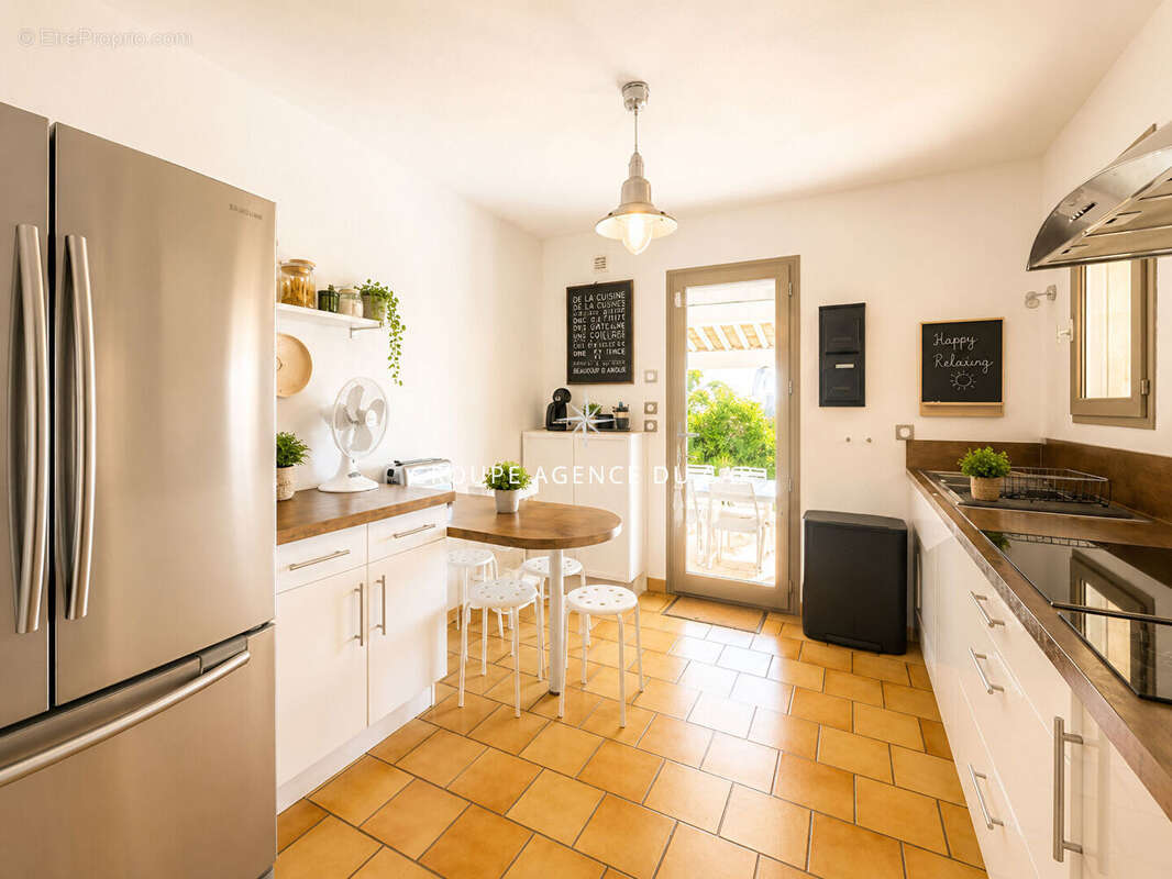 A vendre villa vue mer de plain pied aux issambres de 111m² avec 3 chambres piscine et garage - photo 6