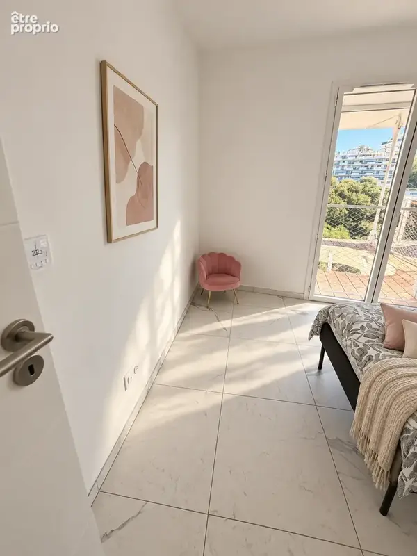 Nice méridia   superbe t3 neuf en étage élevé avec balcons, vue dégagée et parking - photo 9