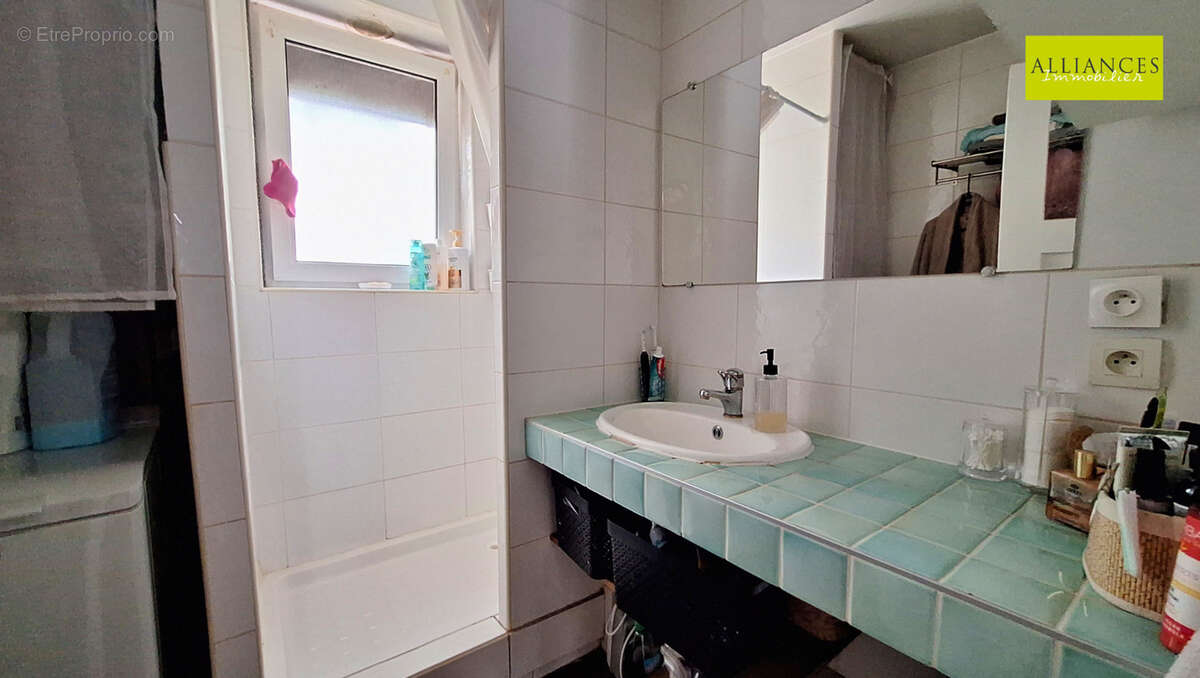 Appartement 3 pièces de 76 m2 Lumineux, chaleureux et idéalement situé ! - photo 11