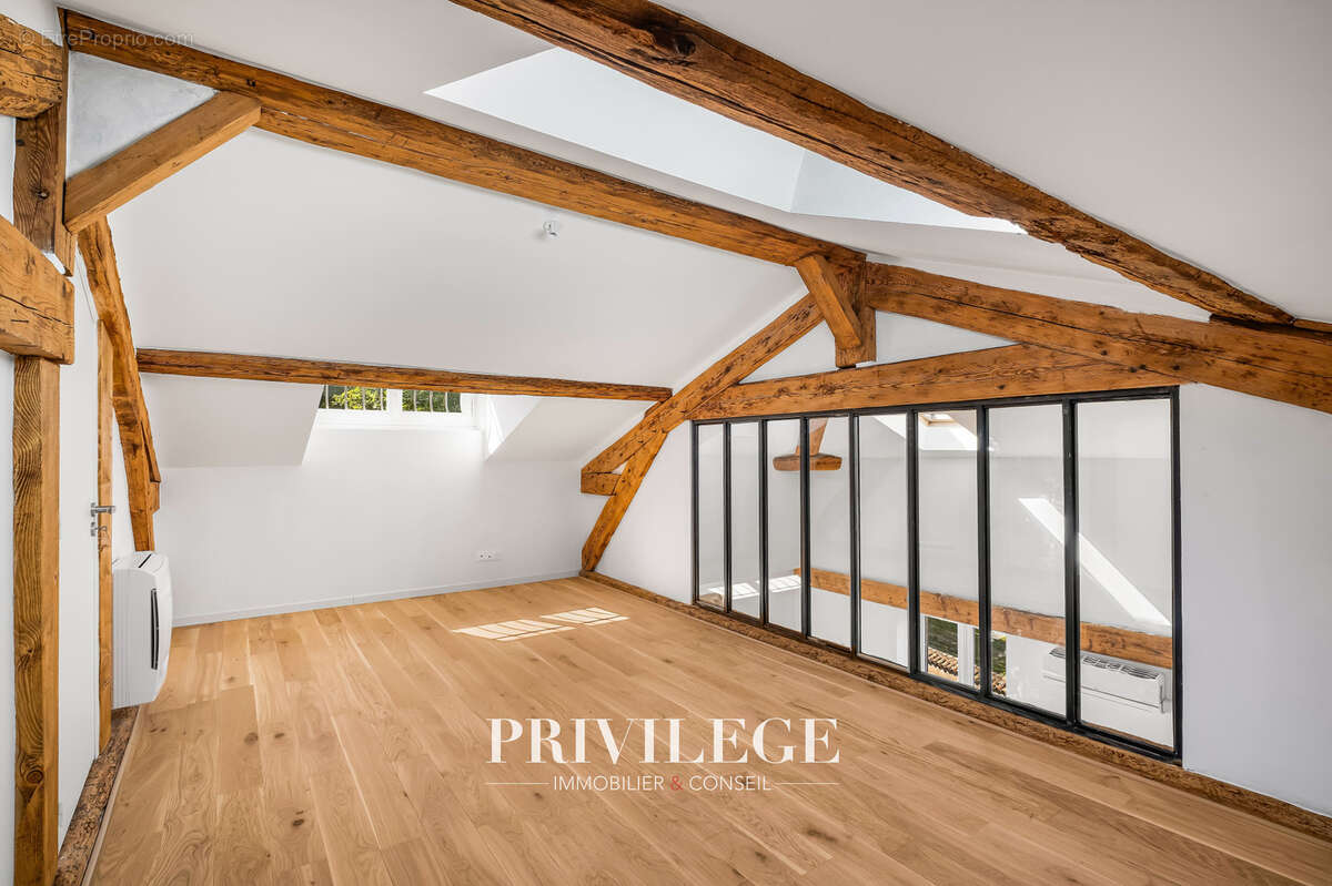 Appartement à LYON-9E