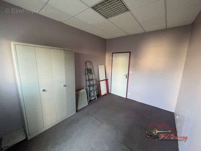 Commerce à LUC-LA-PRIMAUBE