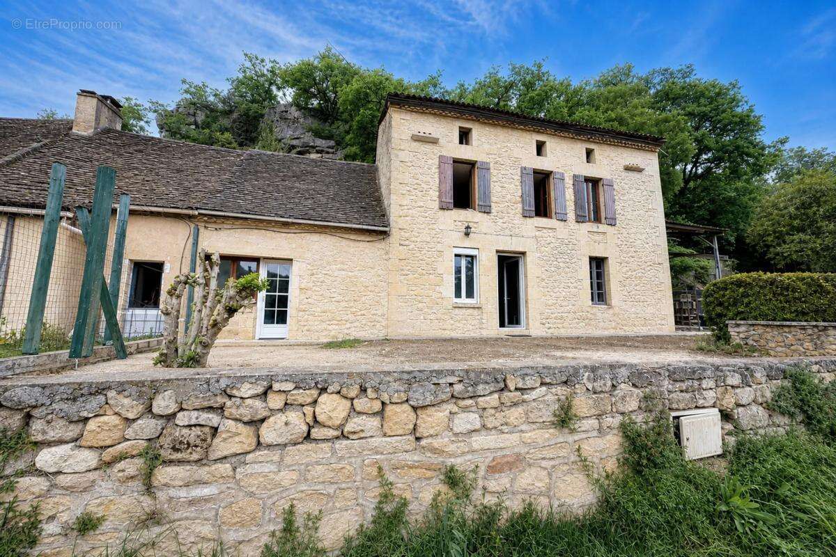 Maison à BAYAC