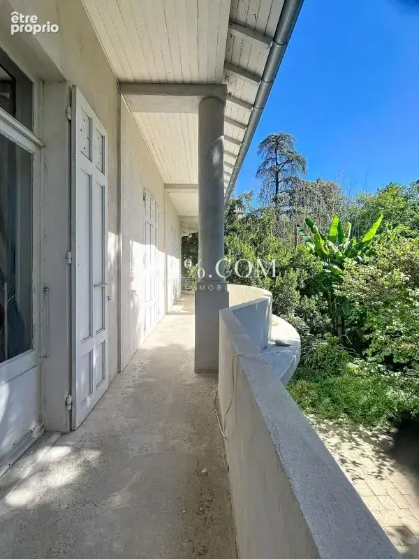 Maison de caractère au coeur de Châteauvert 340 m2 habitable - photo 7