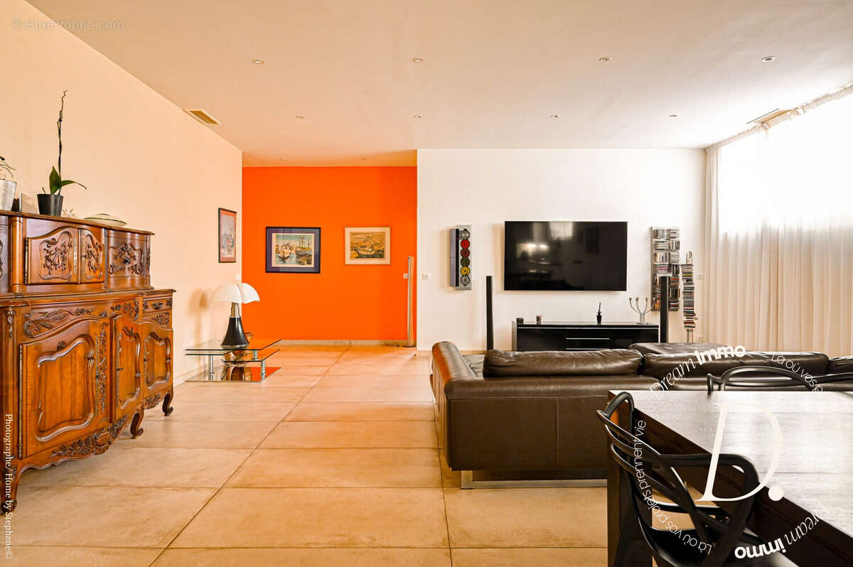 Appartement à MARSEILLE-5E