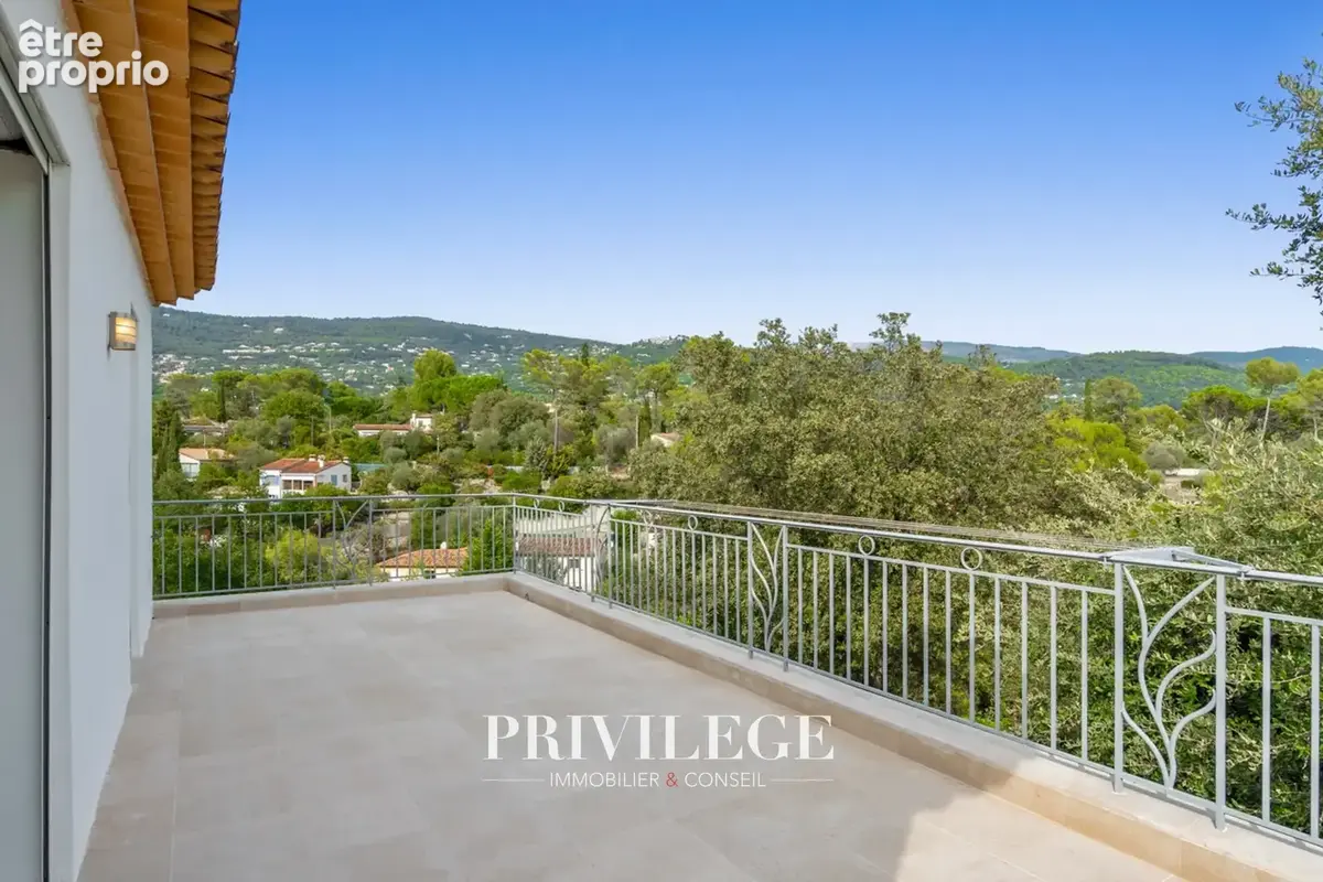 Peymeinade — Villa contemporaine de première main, piscine et ascenseur - photo 44