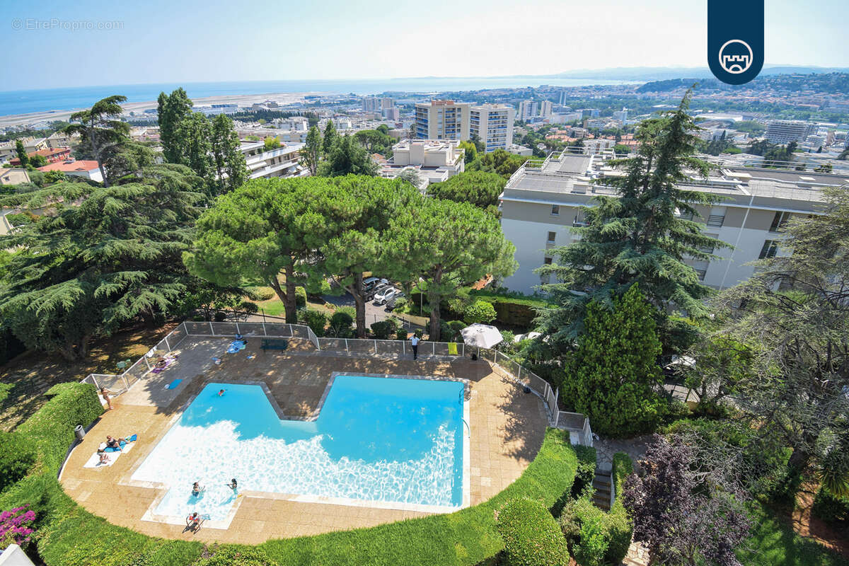Nice - corniche fleurie - 3 pièces 74m2 - photo 8
