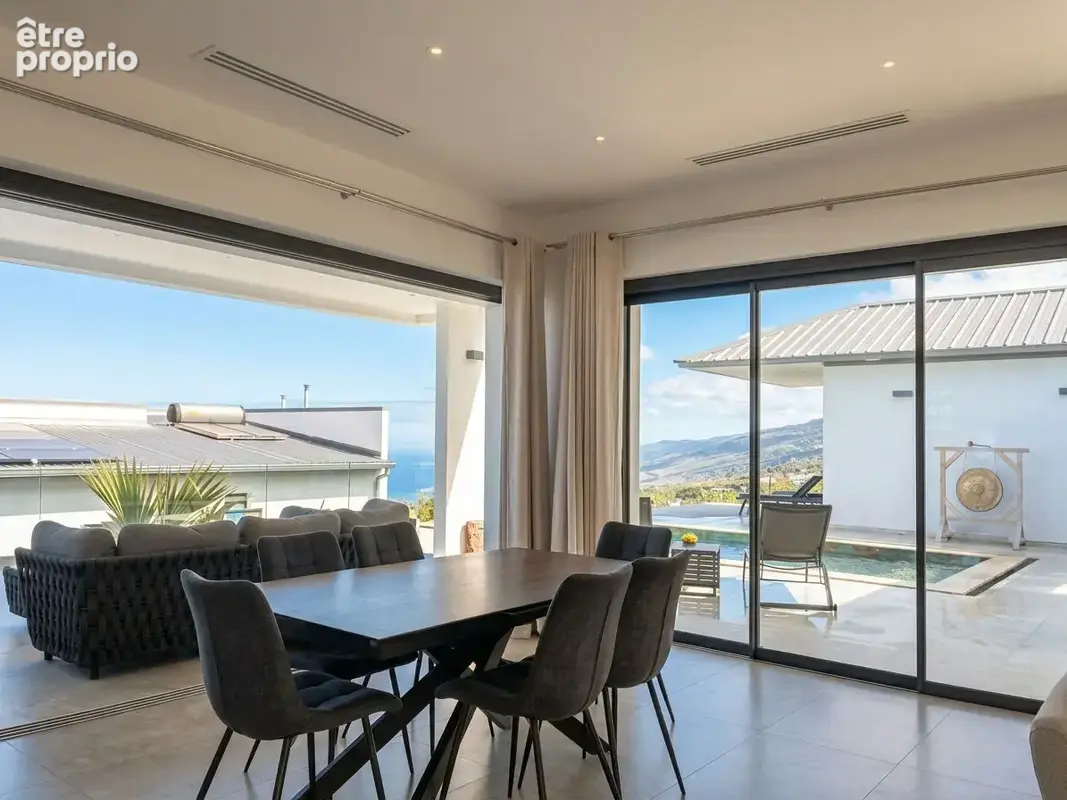Superbe Villa avec dépendance vue mer et piscine à grand fond - photo 5