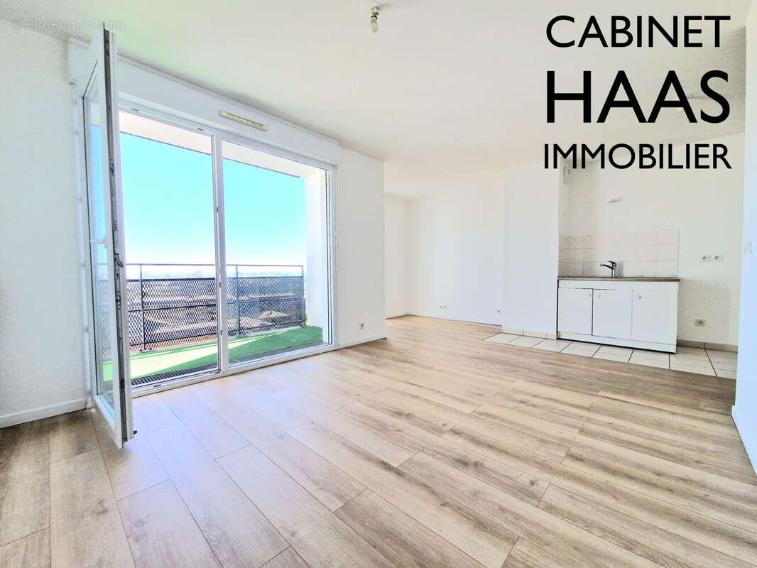 Séjour cuisine - Appartement à VITRY-SUR-SEINE