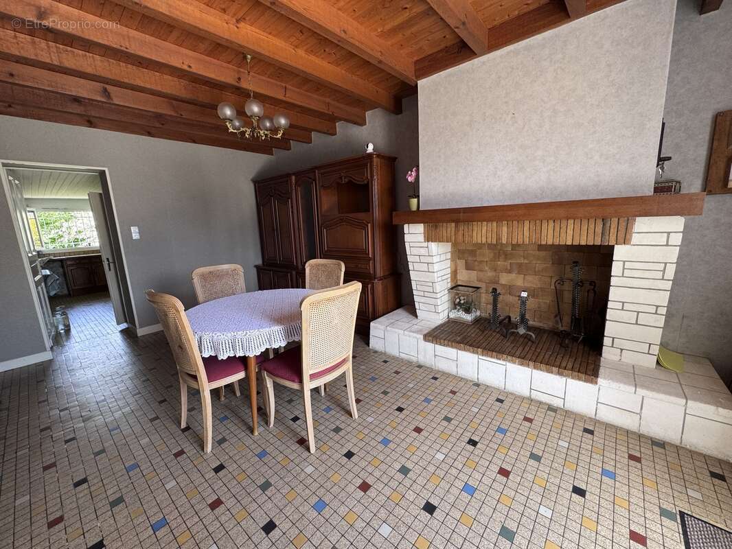 Maison à LAGORCE