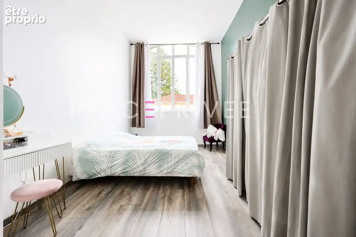 Appartement avec terrasse, stationnements - photo 8