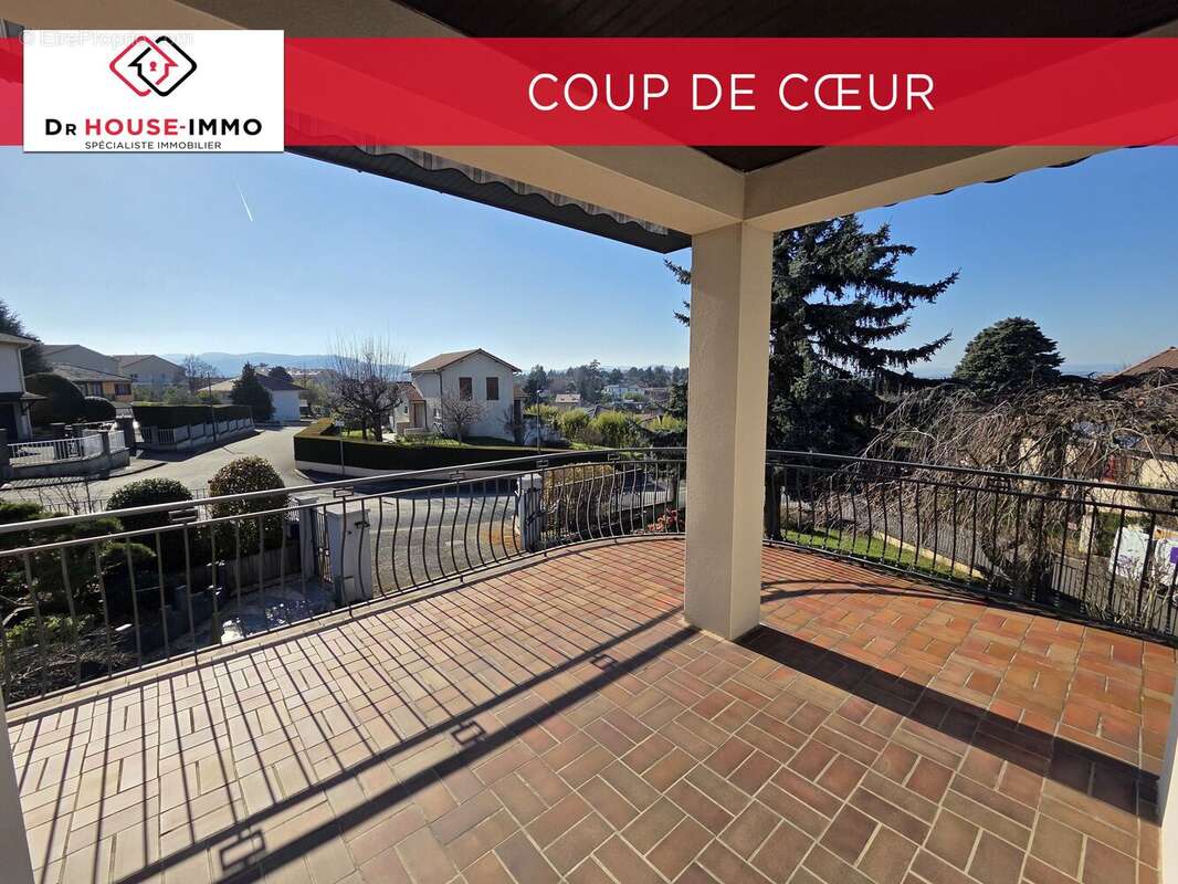 Maison à LA TOUR-DE-SALVAGNY