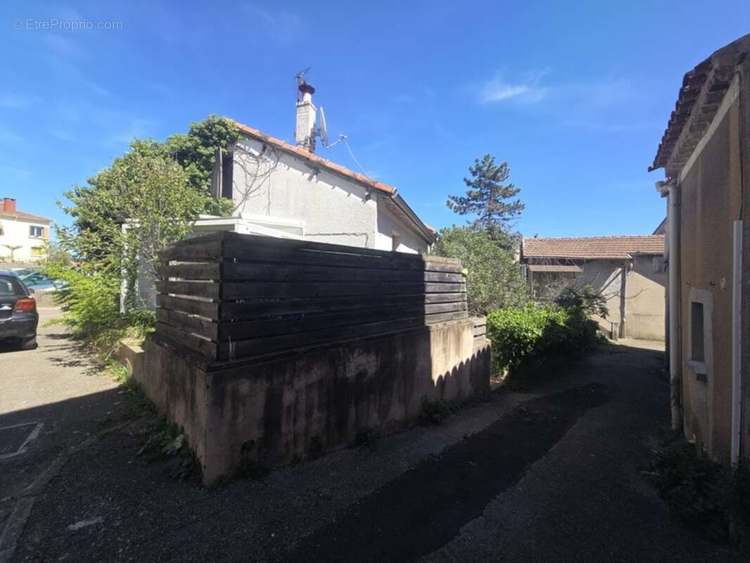 SAINT MARTIN DE VALGALGUES (30) idéal investisseur maison mitoyennes 91m² environ sur une parcelle de 175m² en centre ville - photo 23