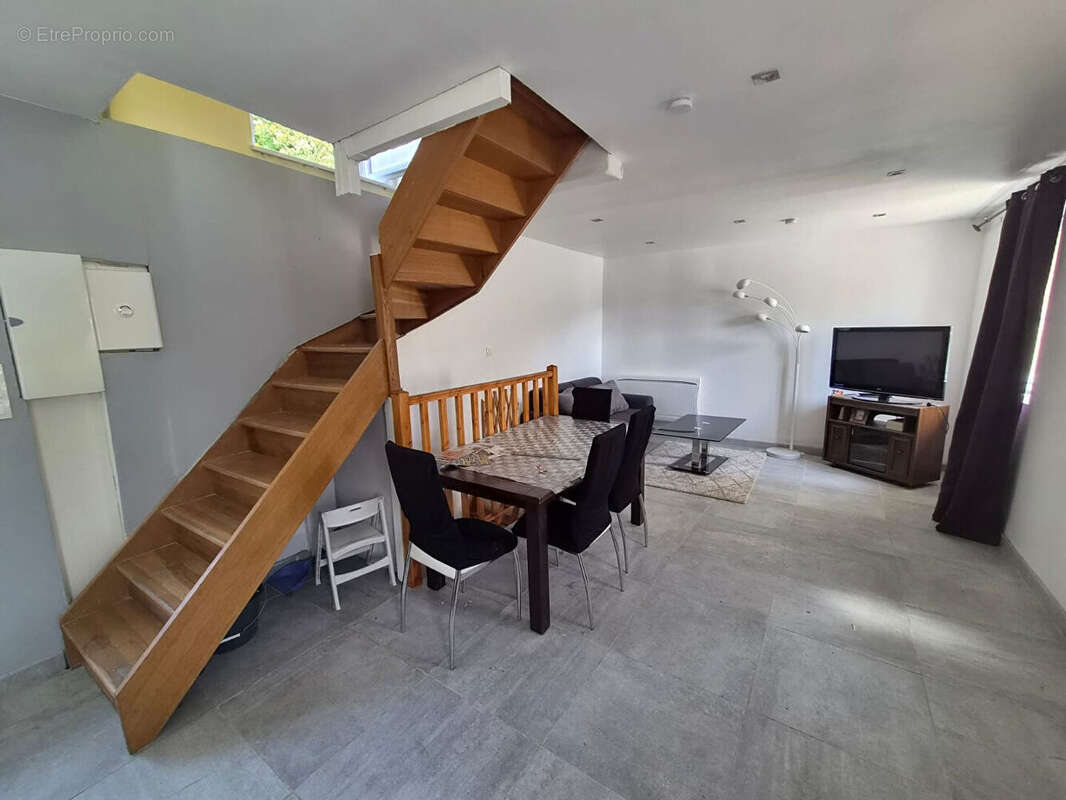 Maison sur terrain de 280 m² - photo 2
