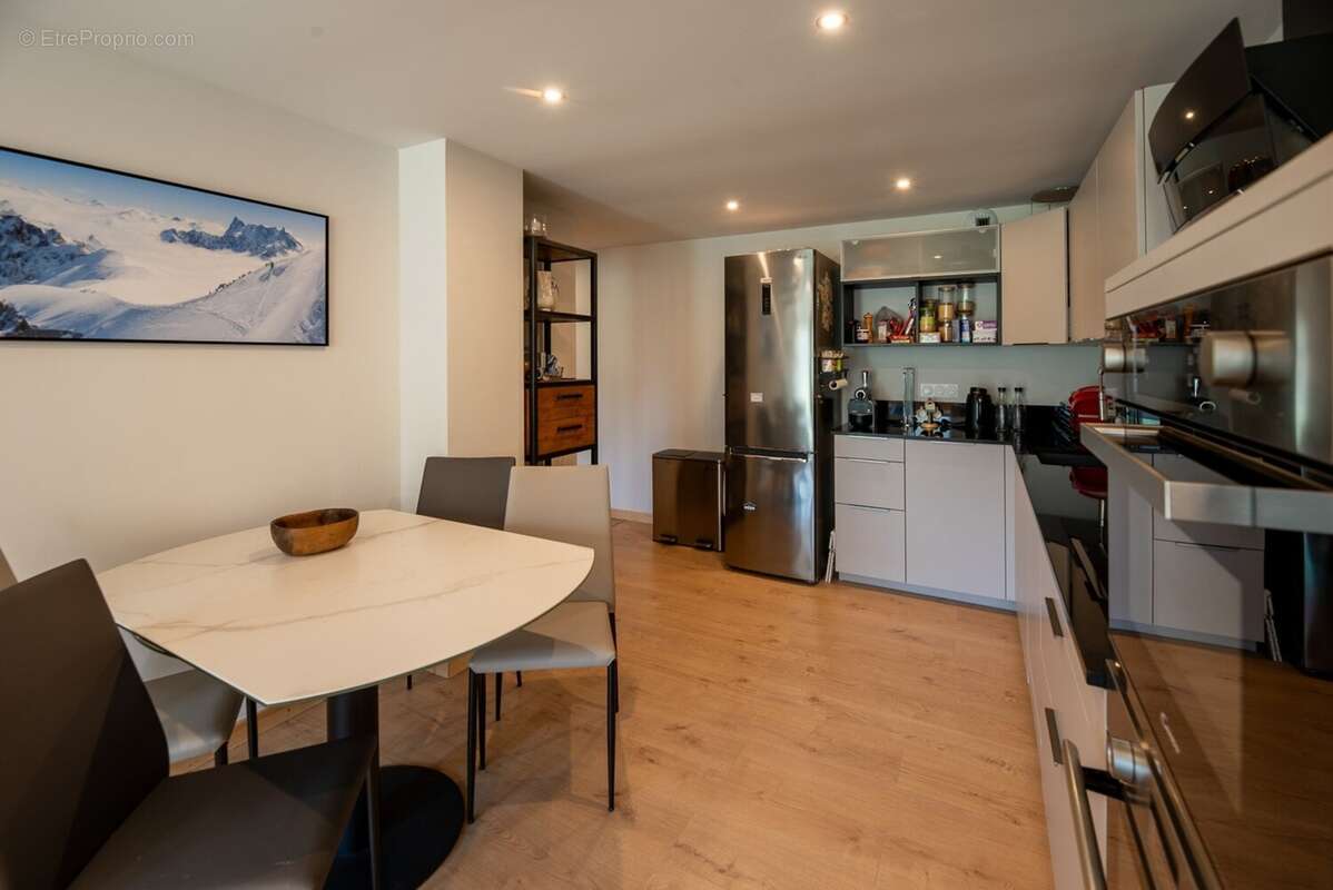 Haute Savoie (74), à vendre SAMOENS - Domaine skiable Grand Massif - Appartement T3 63 m² - photo 4