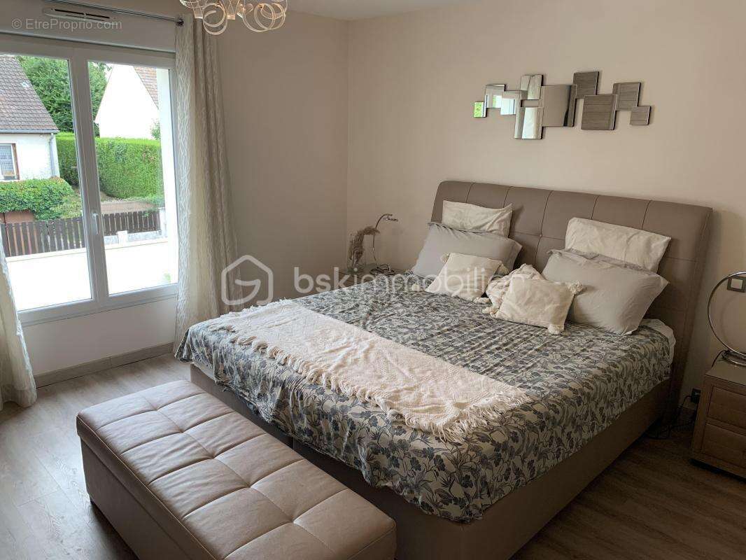 Maison à QUINCY-VOISINS