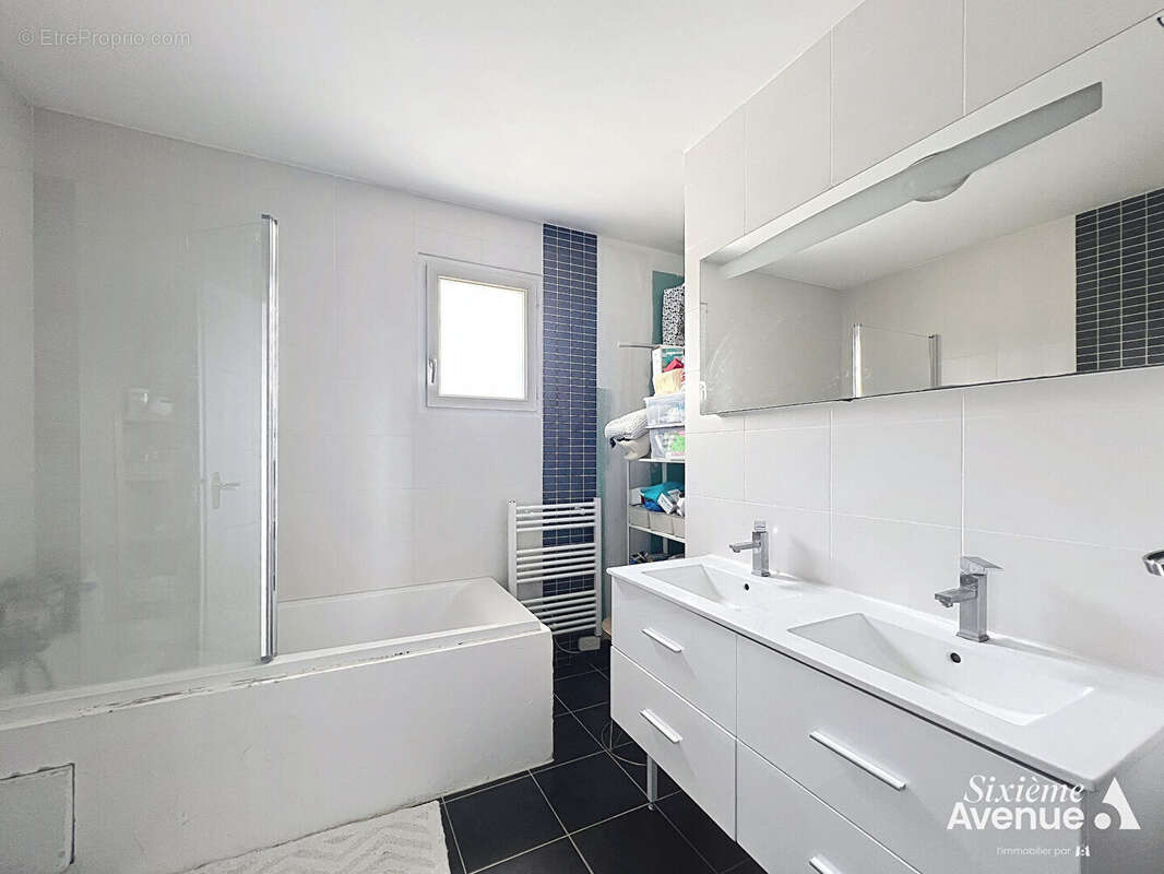 Maison à CHASSE-SUR-RHONE