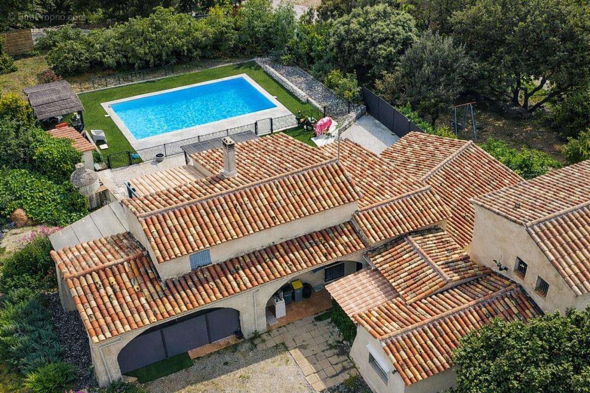 Maison à FLASSANS-SUR-ISSOLE