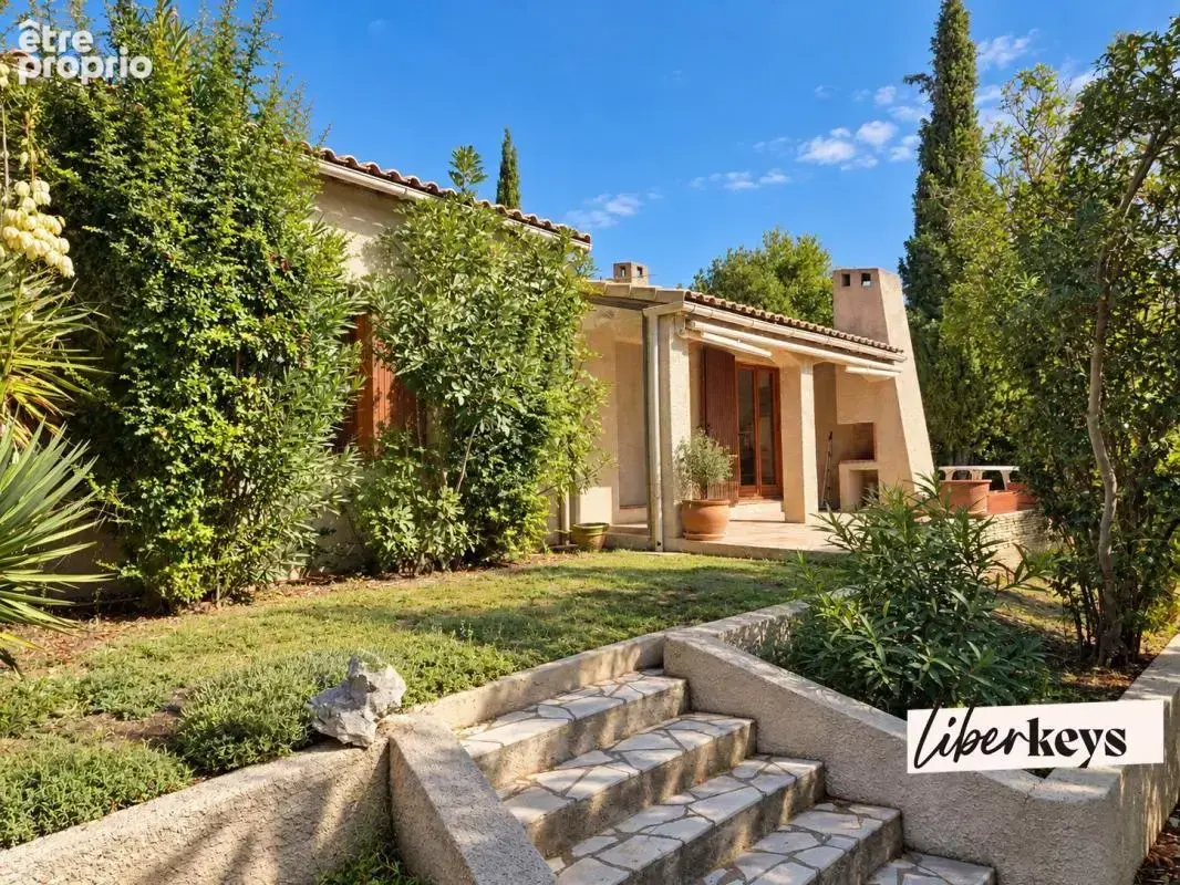 Éguilles – maison de plain-pied de 115,70 m² – terrain arboré de 686 m² – garage - photo 18